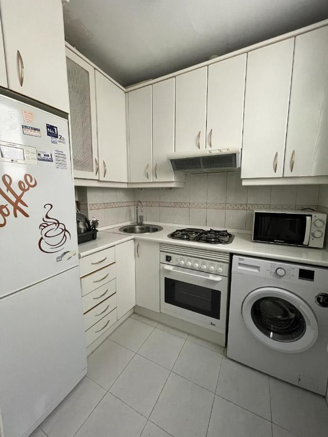 Ferienwohnung Apartamento Cerca Del Centro De Madrid Exterior foto